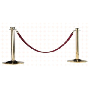 Ensemble de deux poteaux dorés accompagnés d'une corde en velours rouge